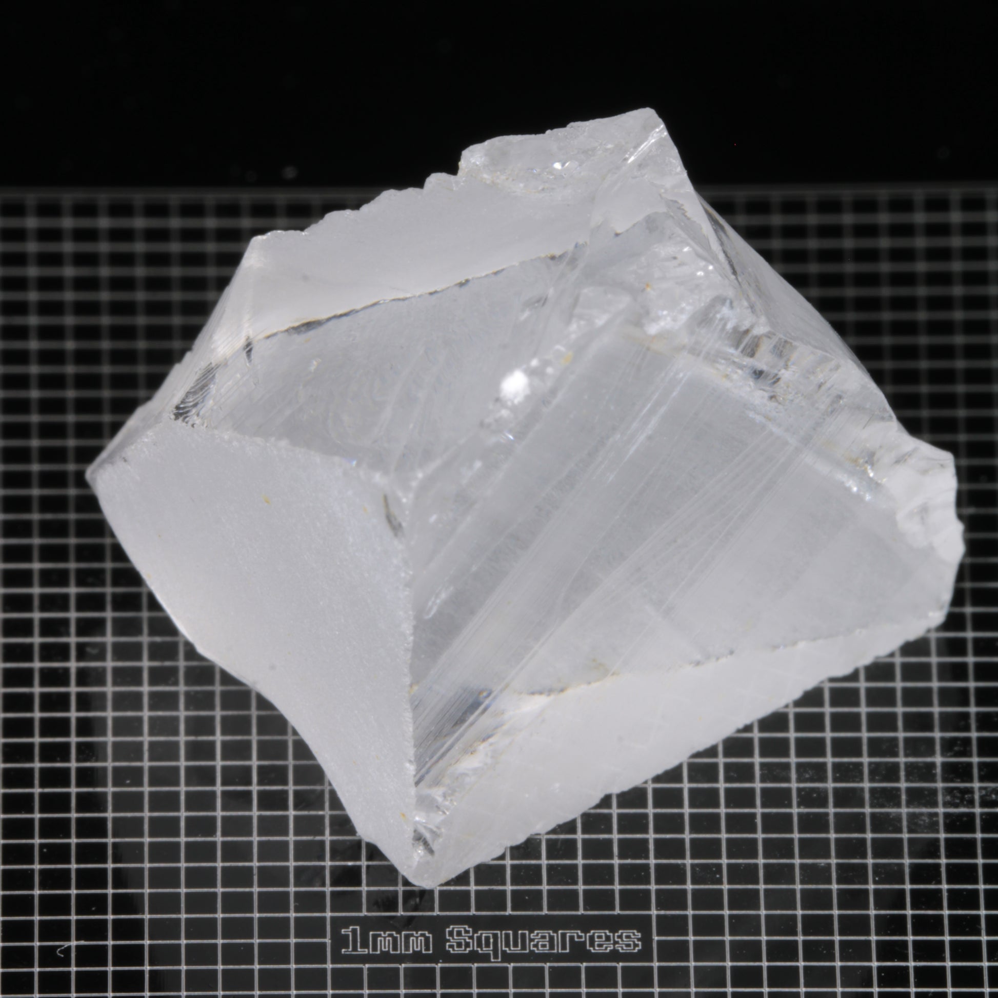 Chunk of Sapphire Grown for the F-35 Fighter Jet
