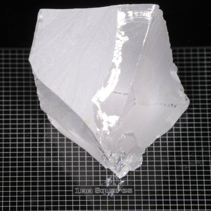 Chunk of Sapphire Grown for the F-35 Fighter Jet