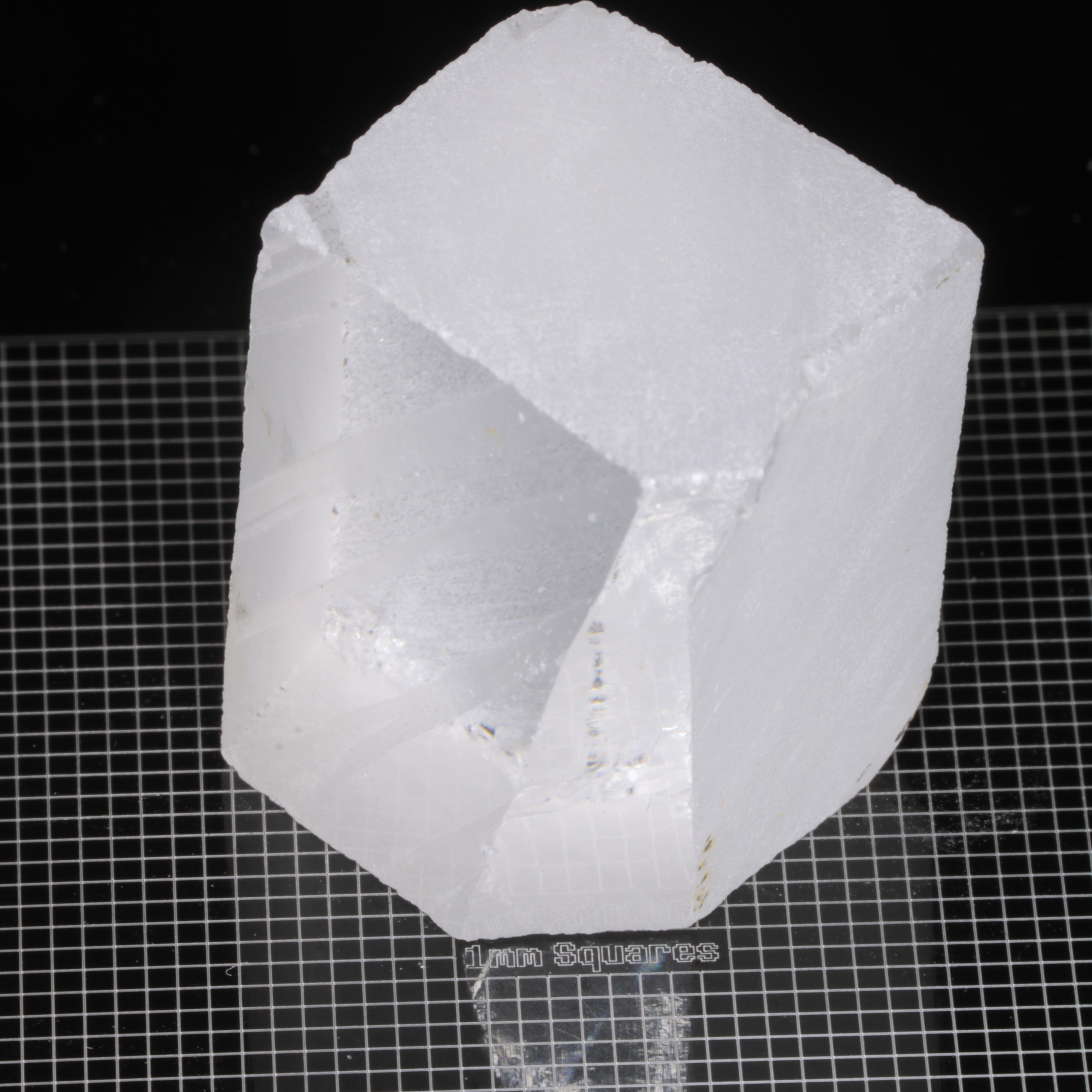 Chunk of Sapphire Grown for the F-35 Fighter Jet