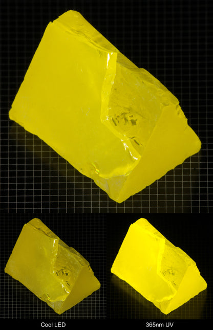 Bright Yellow GAGG Gem Rough Triangular Wedge (Edge Fracture)