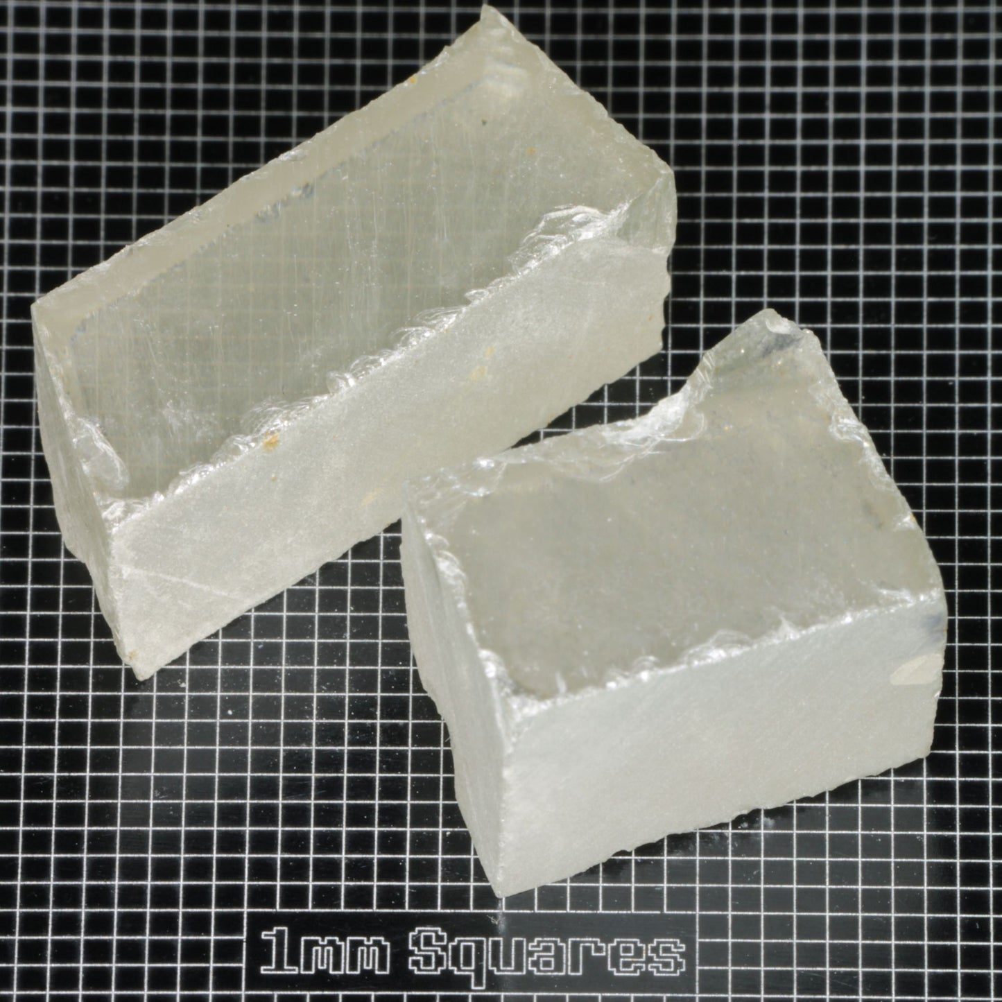 Rough Needly Moissanite Rough 4-5g In Weight