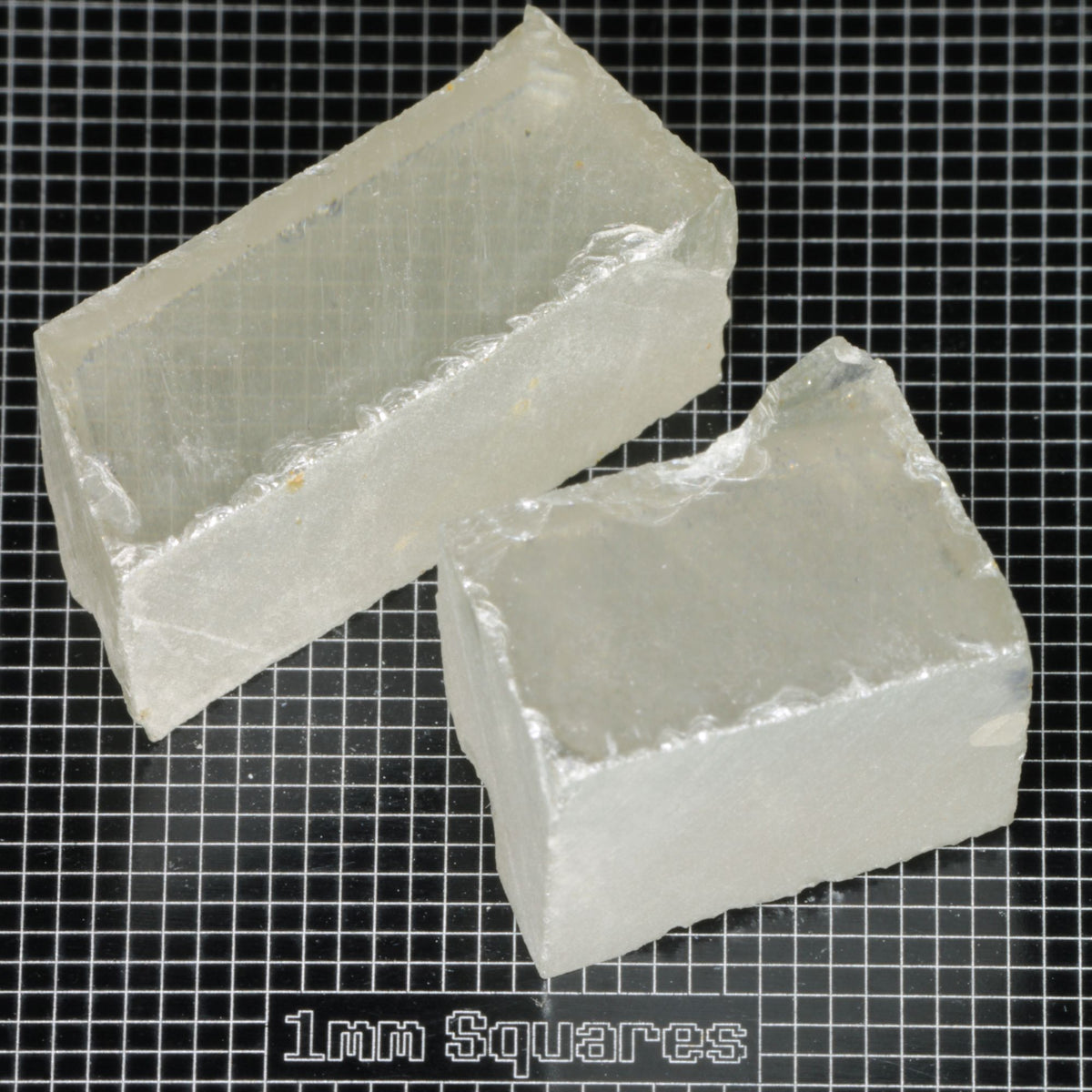 Rough Needly Moissanite Rough 4-5g In Weight