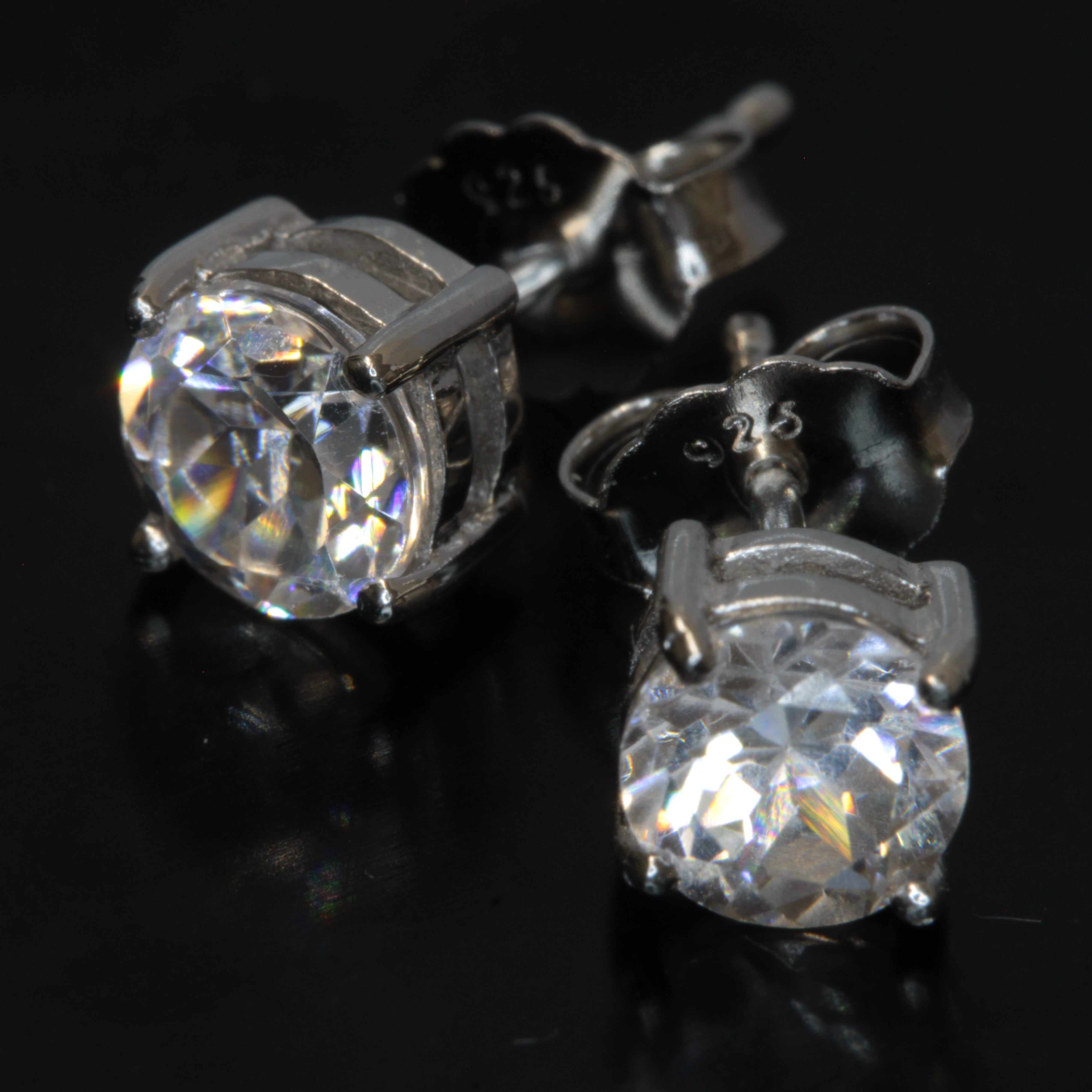 Two Stud Earrings faceted from TGG in sterling silver