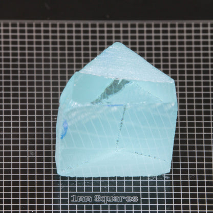 rough Yb:YAG Rough gemstone sized for USFG single stone competition 2026