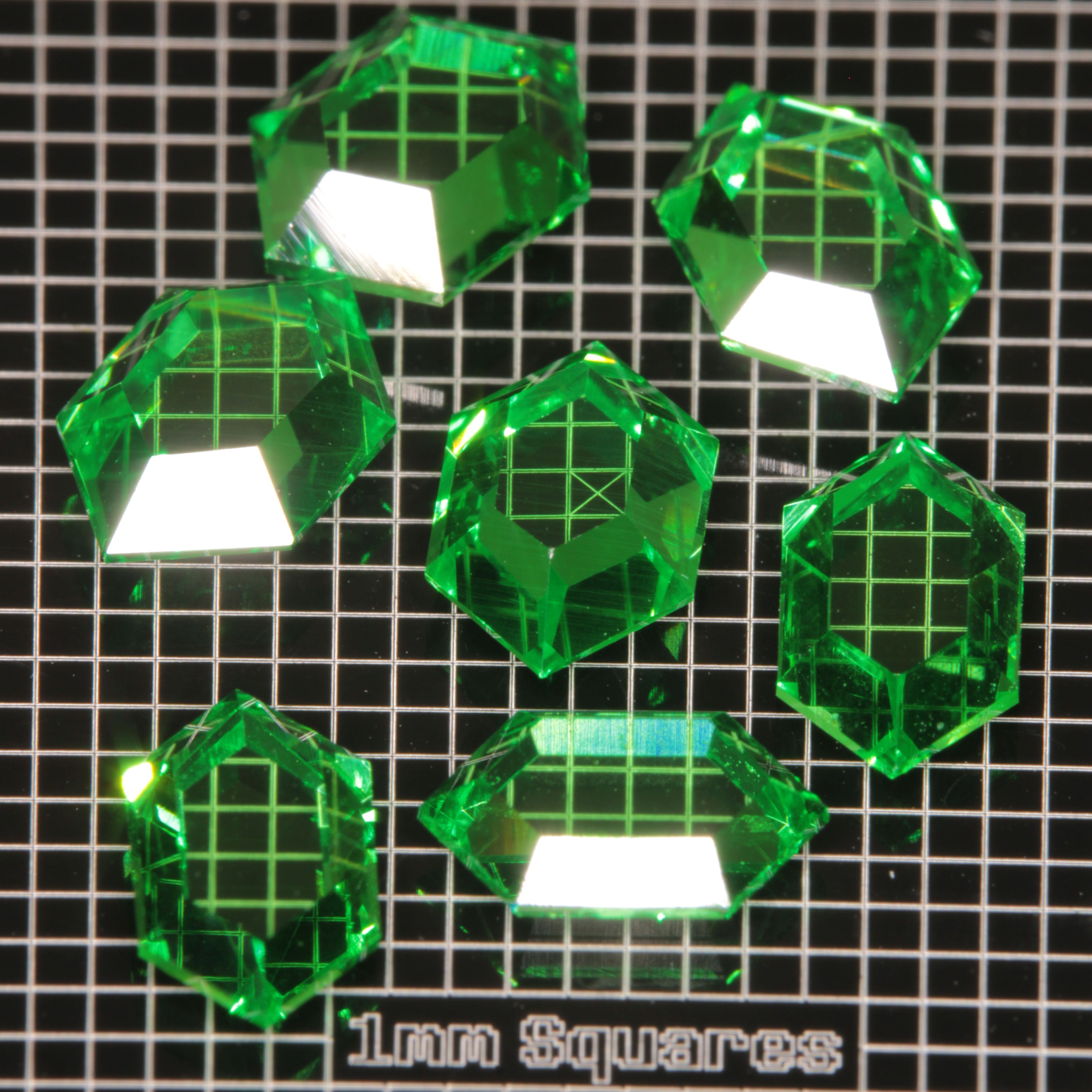 Green Vanadium YAG Retrohex Gemstones