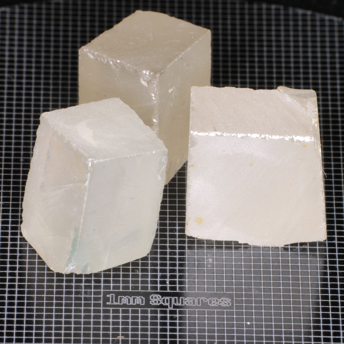 rough White Moissanite 5-6g gemstone