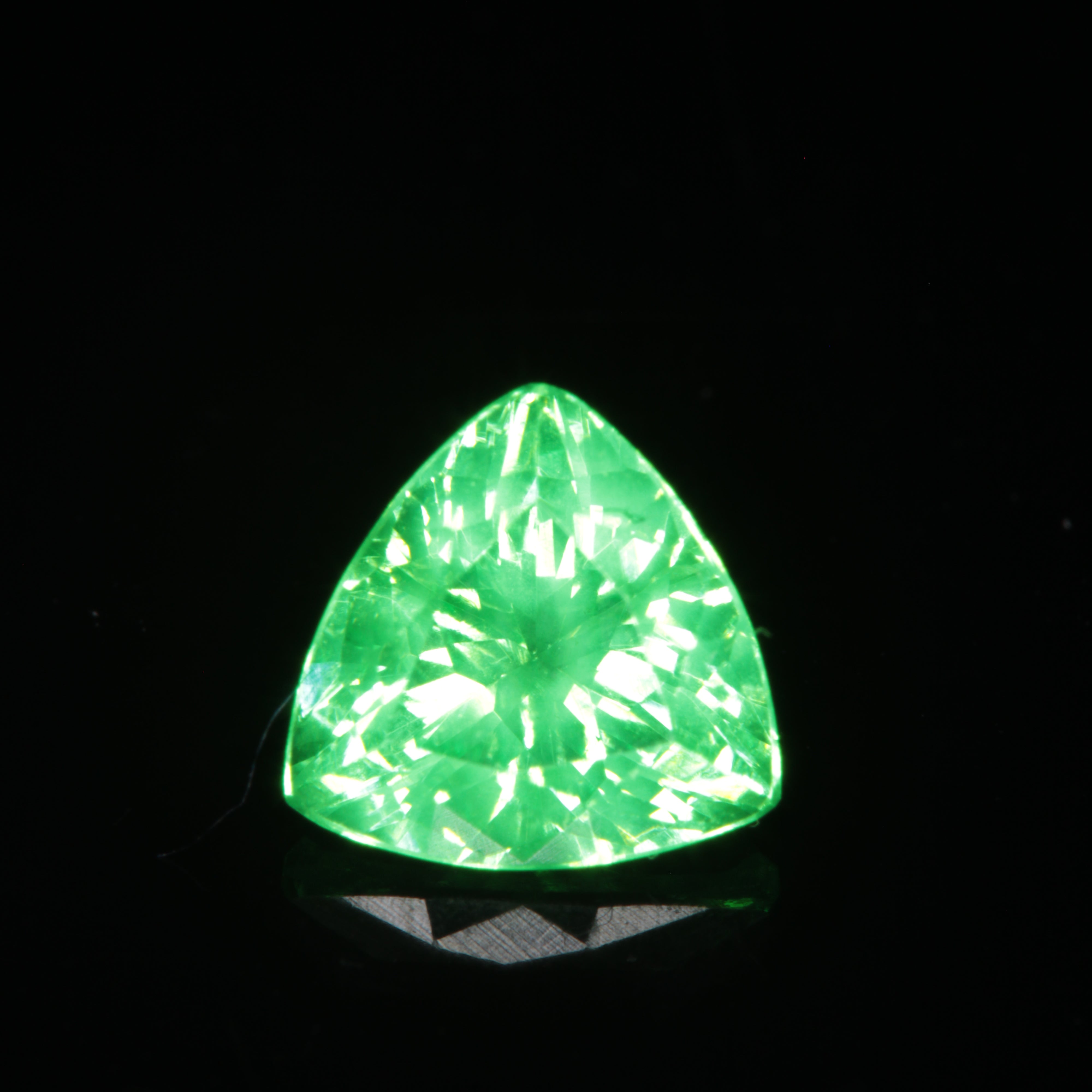 Faceted Vanadium YAG, Vivid Green Laser Garnet, YAG:V