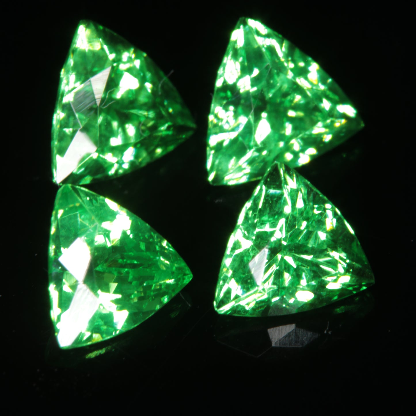 Faceted Vanadium YAG, Vivid Green Laser Garnet, YAG:V