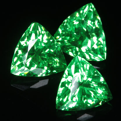 Faceted Vanadium YAG, Vivid Green Laser Garnet, YAG:V
