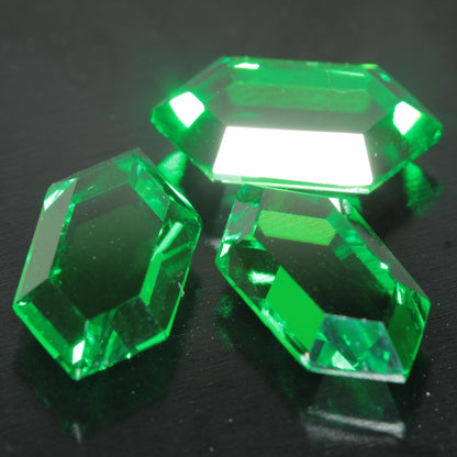 Green CTH YAG Retrohex Gemstones