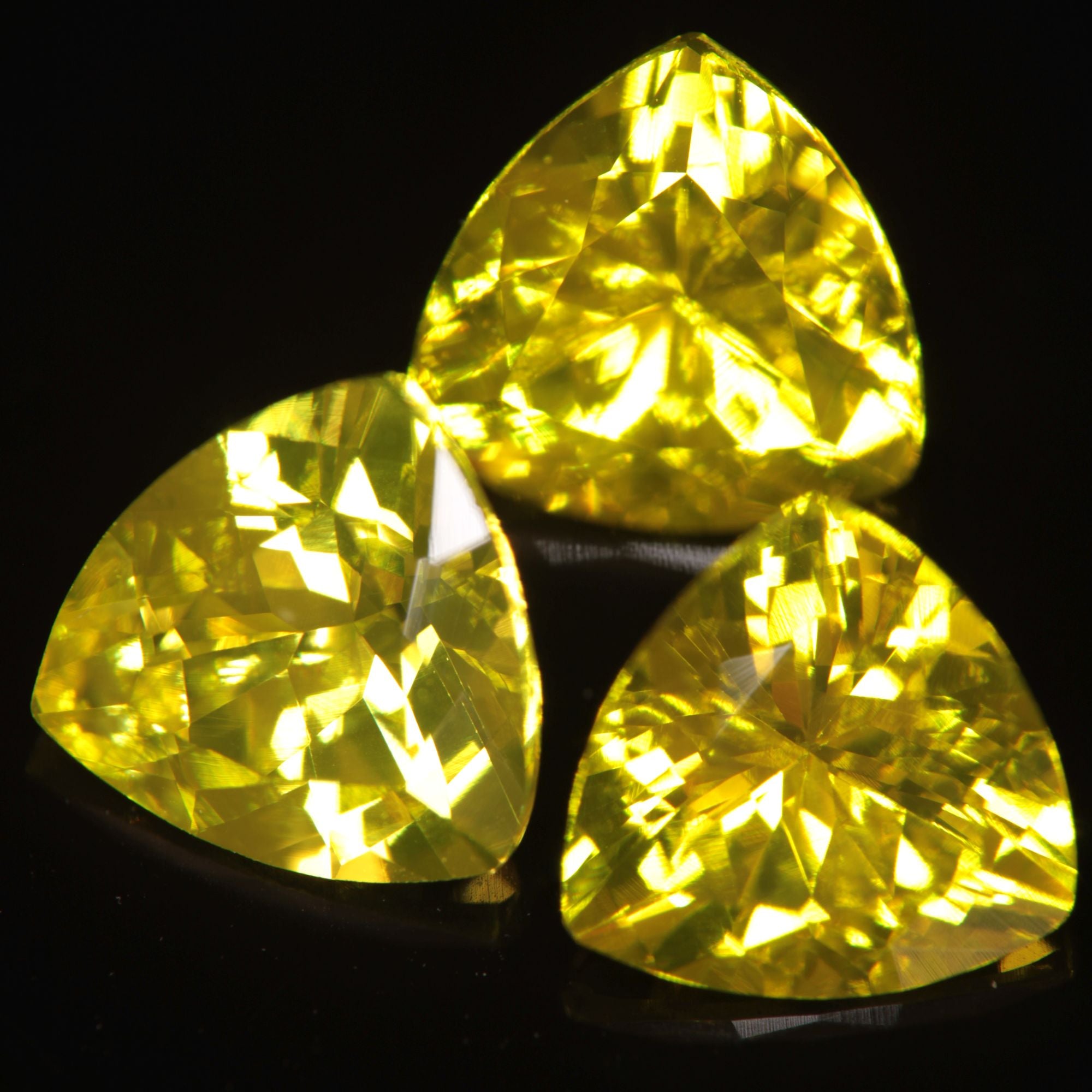 Golden Laser Garnet Faceted Stones, Ce+Nd YAG