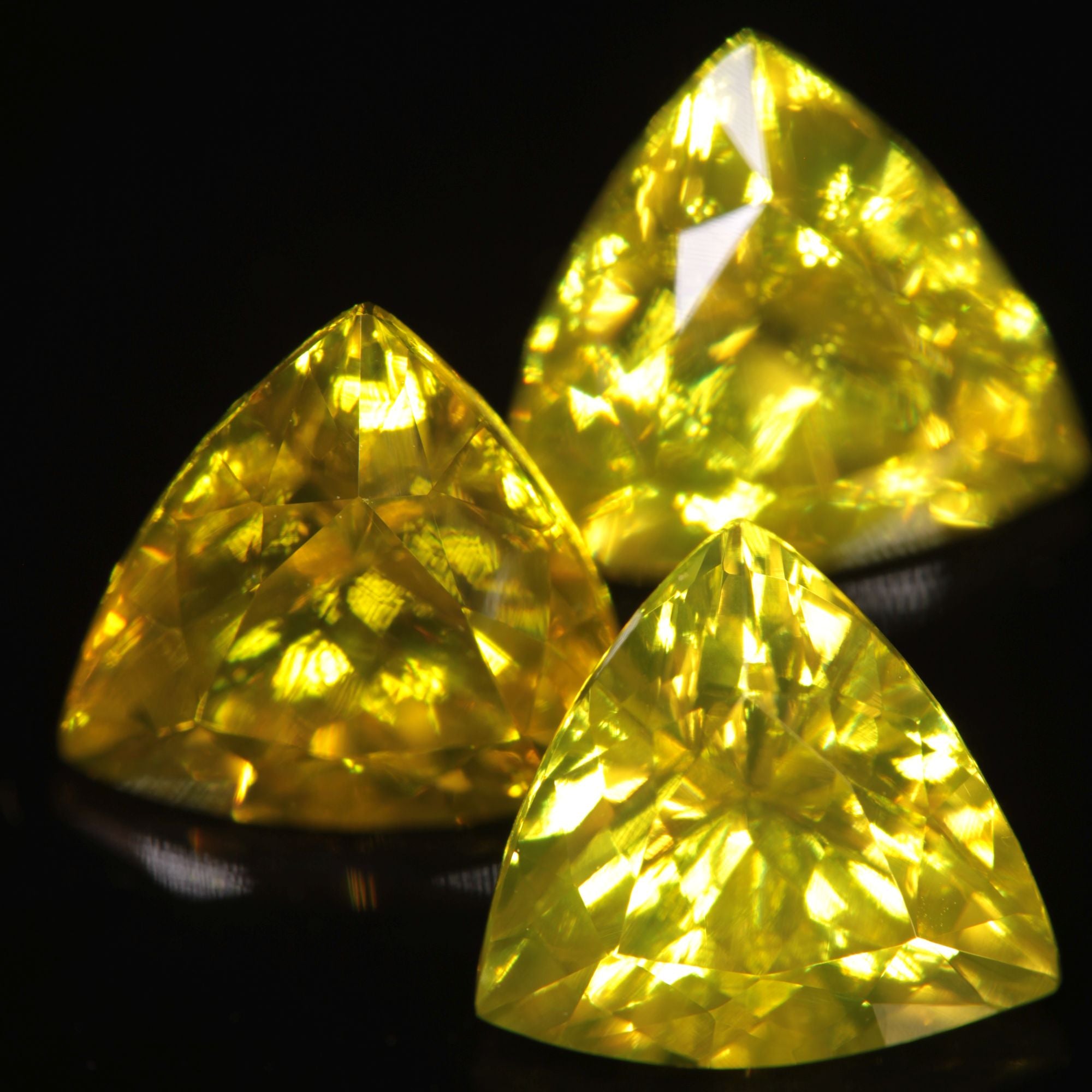 Golden Laser Garnet Faceted Stones, Ce+Nd YAG