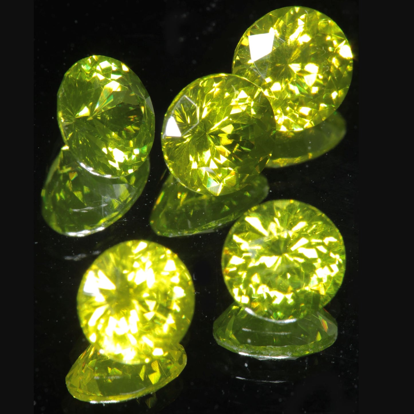 Zombie Garnet, Yellow Green Laser Garnet Faceted Stones, Ce+?? YAG