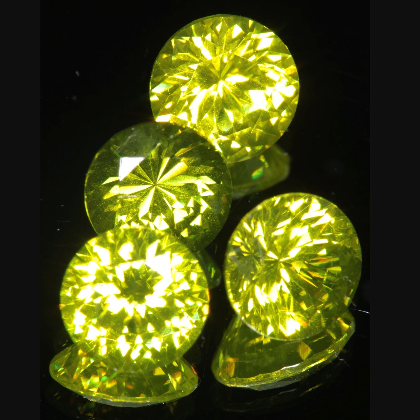 Zombie Garnet, Yellow Green Laser Garnet Faceted Stones, Ce+?? YAG