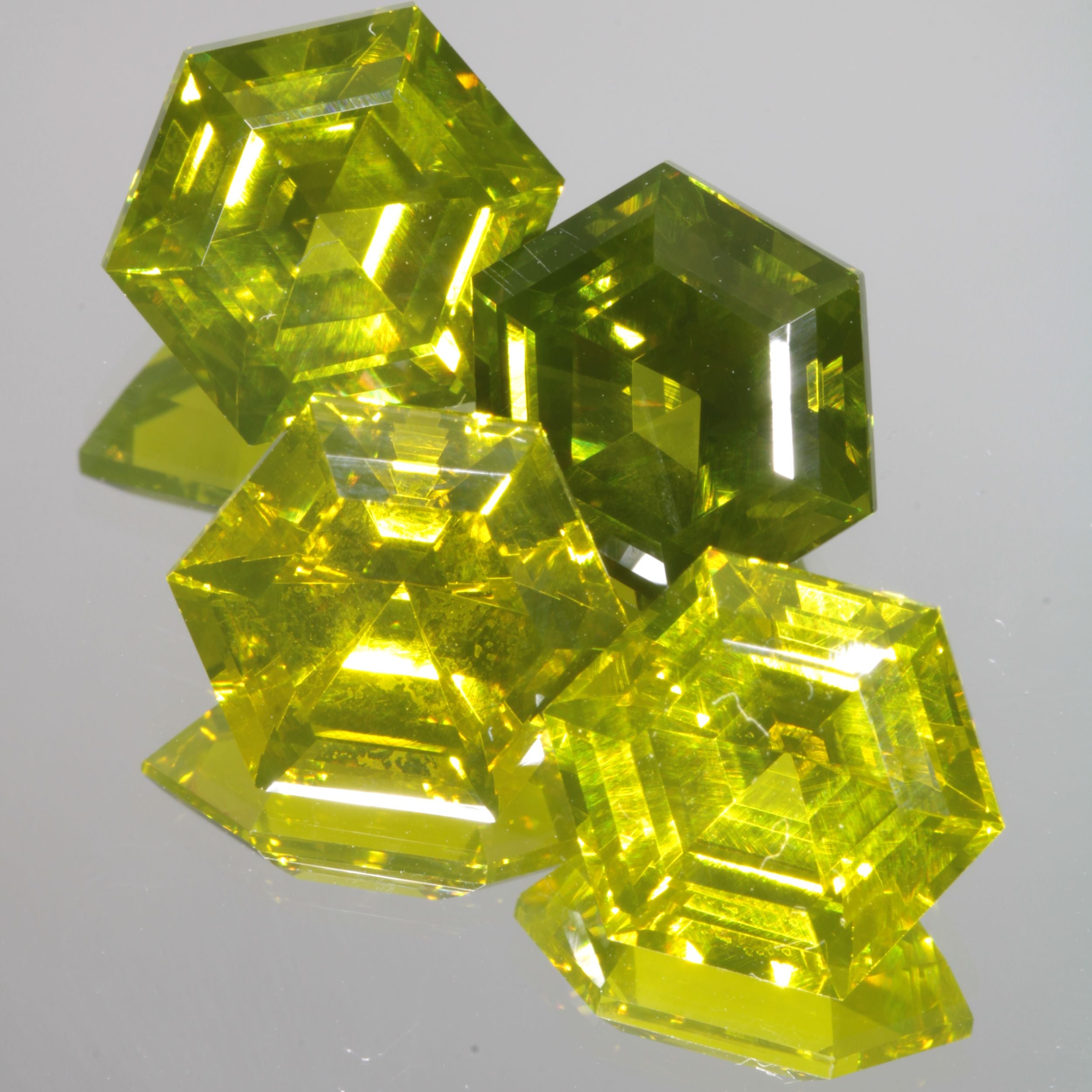 Zombie Garnet, Yellow Green Laser Garnet Faceted Stones, Ce+?? YAG