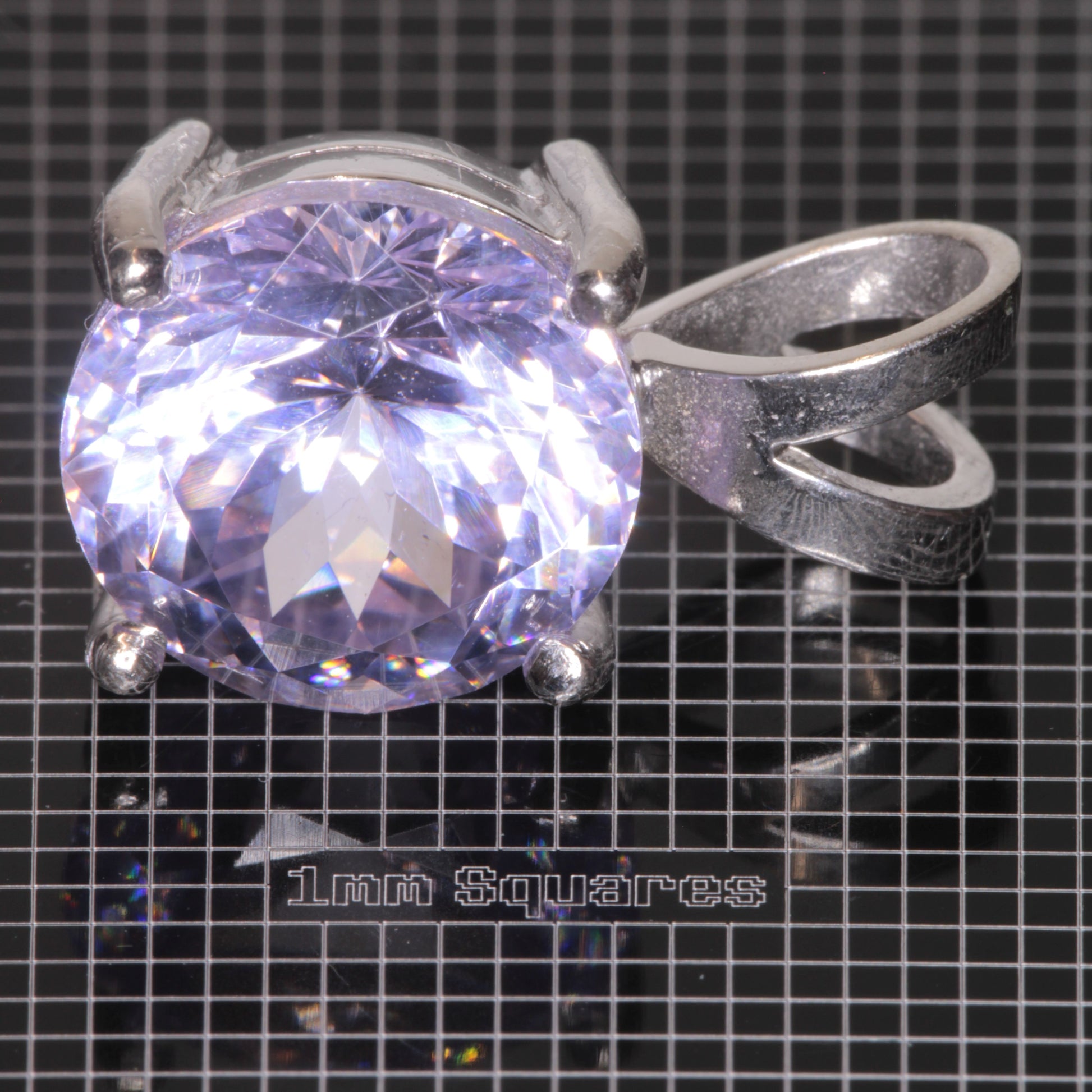 YAG:Nd Round Pendant in Sterling Silver