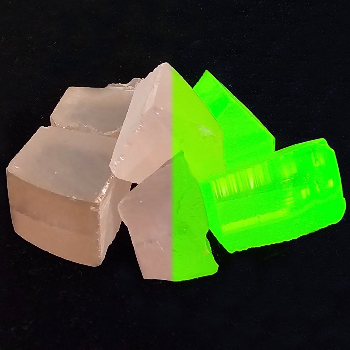 Orange Pink Lithium Niobate Facet Rough, Erbium Linobate Lab Created