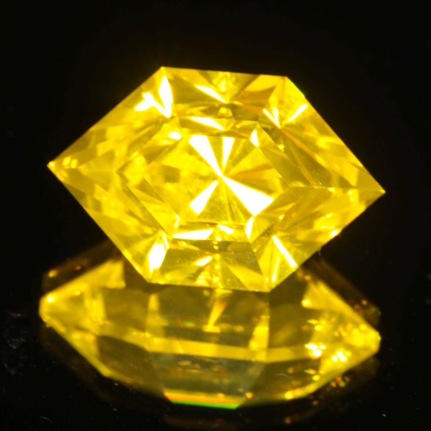 Radiant Cut RetroHex in Super Cerium YAG 12ct